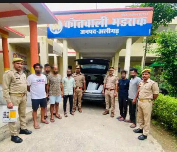 मोबाइल टावर से बैट्री चोरी करने वाला गिरोह&hellip;