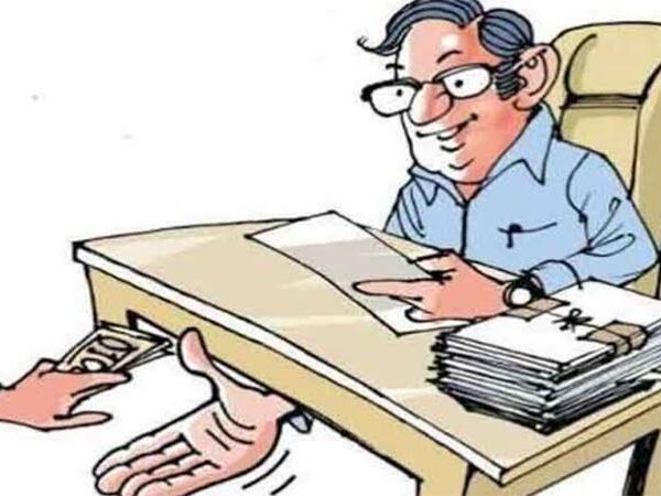 भ्रष्टाचार की शिकायत पर ACMO पद से हटाए&hellip;