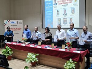 एएमयू में उत्तर उपनिवेशवाद और वैश्विक अंतरराष्ट्रीय संबंध’ पर…