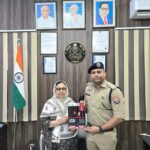 एएमयू की प्रो. शिरीन सादिक ने जिला कारागार को सौंपी डब्लूएएफआई वार्षिक रिपोर्ट