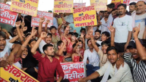 अलीगढ़:अकराबाद को तहसील बनाने की माँग ने पकड़ा…