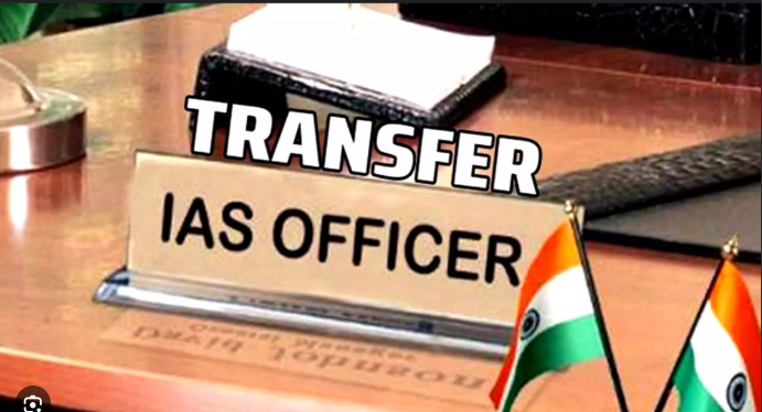 यूपी: बड़ा प्रशासनिक फेरबदल: 23 IAS अधिकारियों के तबादले, 10 जिलों के डीएम बदले