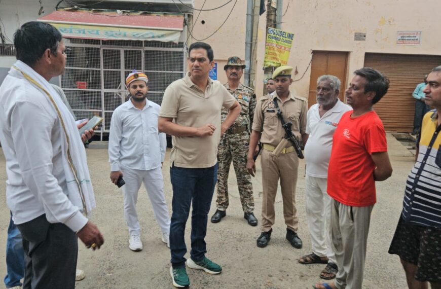 अलीगढ़: वार्डों की गंदगी देख बिफरे नगर आयुक्त,सुखमा पर ₹5 लाख,अर्बन कंपनी पर ₹2 लाख जुर्माना ठोका