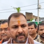 बांदा :दृष्टिहीन कार्यकर्ता का मकान गिराया भड़के BJP विधायक,SDM को कहा- मनमानी करोगे तो आकर तुम्हे ठीक कर देंगे