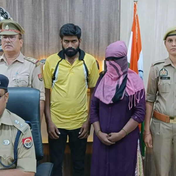 कासगंज: प्रेम में रोड़ा बना पति, नौ बच्चों…