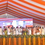 अलीगढ़: मुख्यमंत्री से मिलने जा रहे सपा कार्यकर्ताओं की पुलिस से हुई नौंक झोंक