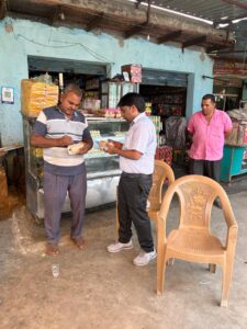 अलीगढ़ में छापामार अभियान, नकली मिठाइयों और मिलावटी…