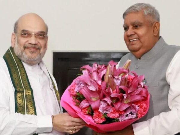 क्या सरकार गिराना चाहते थे जगदीप धनखड़? अमित&hellip;