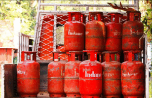 LPG सिलेंडर के नए दाम, 1 अगस्त से&hellip;