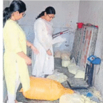 अलीगढ़ : रक्षाबंधन से पहले एफडीए की बड़ी कार्रवाई, डेढ़ कुंतल मिठाई-खोवा नष्ट, दो कुंतल खोवा जब्त