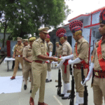 अलीगढ़: स्वतंत्रता दिवस पर एसएसपी ने 21 पुलिसकर्मियों को किया सम्मानित