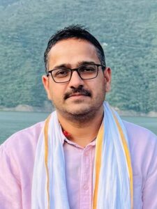 गांव शहर हो रहा है