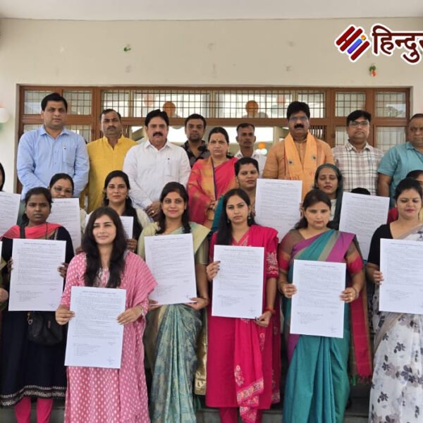 अलीगढ़ की 13 बहू-बेटियां बनीं मुख्य सेविकाएं, जनप्रतिनिधियों&hellip;