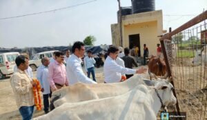 अलीगढ़: नगला ओगर राजू गौसंरक्षण केन्द्र का नोडल&hellip;