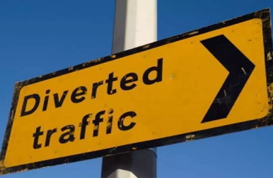 अलीगढ़ में रूट डायवर्जन, डिप्टी…