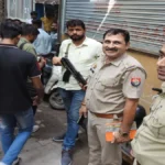 अलीगढ़:औषधि निरीक्षक की छापामार कार्रवाई, संदिग्ध दवा के नमूने भेजे प्रयोगशाला