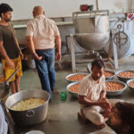 नवरात्रि-दशहरा पर खाद्य सुरक्षा हेतु अलीगढ़ में विशेष छापामार अभियान,13 प्रमुख खाद्य नमूने एकत्र किए गए