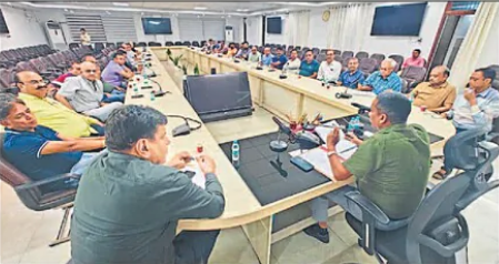 अलीगढ़ क्लब चुनाव: मतपत्र पर&hellip;