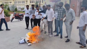 भारत-पाक मैच का विरोध, लखनऊ विश्वविद्यालय में बीसीसीआई&hellip;