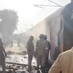 दिल्ली-पूर्णिया स्पेशल ट्रेन के पार्सल कोच में आग, गाजियाबाद में समय रहते काबू पाया गया