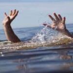 मौत का लाइव वीडियो: आगरा में दुर्गा विसर्जन के दौरान बड़ा हादसा, 13 लड़के डूबे