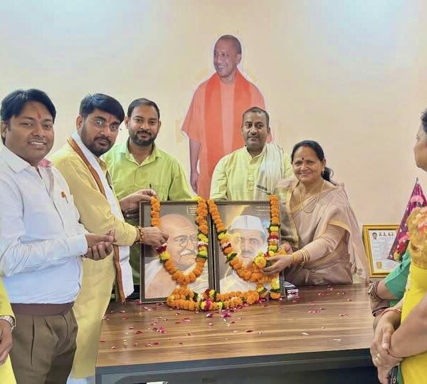 भाजपा जिला मुख्यालय पर गांधी-शास्त्री जयंती पर श्रद्धांजलि&hellip;