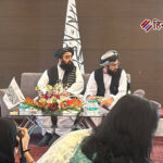 अफगान विदेश मंत्री आए बैकफुट पर, महिला पत्रकारों को सबसे आगे बैठाया