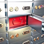 लॉकर में रखी सामग्री चोरी हो जाती है,तो बैंक को लॉकर किराए का 100 गुना तक हर्जाना देना होगा