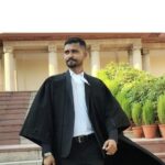 कानूनी क्षेत्र में AI का ‘भ्रम’: अदालतों में काल्पनिक केस, गलत उद्धरण और बढ़ती नैतिक चुनौतियाँ – एडवोकेट शिव शंकर