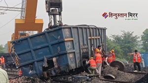मथुरा-दिल्ली रेल ट्रैक हादसे के 24 घंटे बाद&hellip;