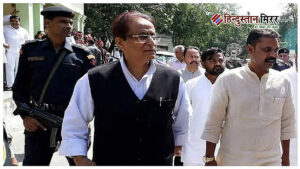 योगी सरकार ने बहाल की आजम खान की&hellip;