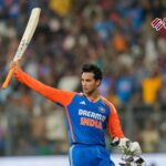 IND vs AUS T20: जोश हेजलवुड पर भारी पड़ेंगे अभिषेक शर्मा? पहला मुकाबला रहेगा रोमांचक