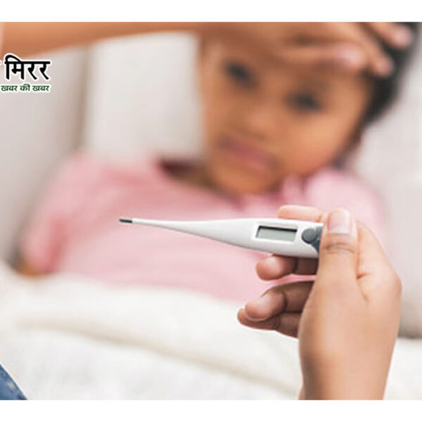मौसम बदलते ही बढ़ा वायरल फीवर का प्रकोप