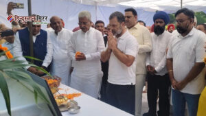 राहुल गांधी ने मृतक आईपीएस वाई पूरनकुमार के&hellip;