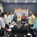 मुख्यमंत्री योगी ने किया खेल प्रोत्साहन सामग्री का वितरण, सांसद-विधायक खेल प्रतिस्पर्धा का शुभारंभ