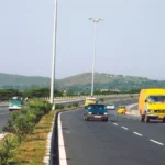 हाईवे पर थार सवारों और बाइक सवारों में झड़प, फायरिंग से मचा हड़कंप