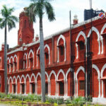 एएमयू बास्केटबॉल ग्राउंड में फायरिंग, दो गुटों में भिड़ंत – एक छात्र गिरफ्तार