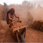 देश में लागू हुए चार नए लेबर कोड: अब एक साल में मिलेगी ग्रैच्युटी, बढ़े अधिकार और सुरक्षा