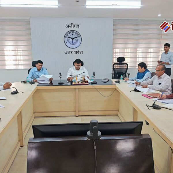 डीएम ने की पीएम सूर्यघर मुफ्त बिजली योजना&hellip;