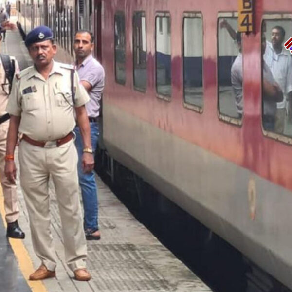 अवैध वेंडिंग पर बड़ी कार्रवाई: आरपीएफ निरीक्षक अमित…