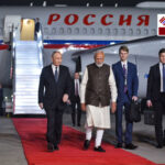 PM मोदी ने एयरपोर्ट पर किया पुतिन का भव्य स्वागत, दोनों नेताओं ने दिखाया मजबूत साझेदारी का संदेश