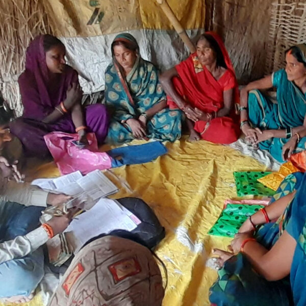 ग्रामीण युवाओं व महिलाओं को आत्मनिर्भर बना रहा…