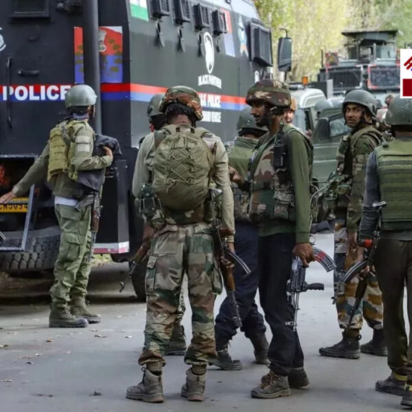 बांग्लादेश बॉर्डर पर BSF की कार्रवाई: अवैध तस्करी&hellip;