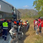 मेक्सिको में भीषण ट्रेन हादसा: पहाड़ी से खाई में गिरे कोच, 13 की मौत, 98 से ज्यादा घायल