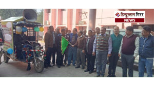 सीएमओ ने परिवार नियोजन प्रचार वाहन को दिखाई&hellip;