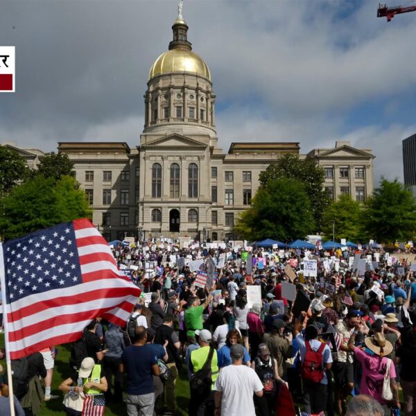 ‘ट्रंप को जाना होगा, मिनियापोलिस में महिला की&hellip;