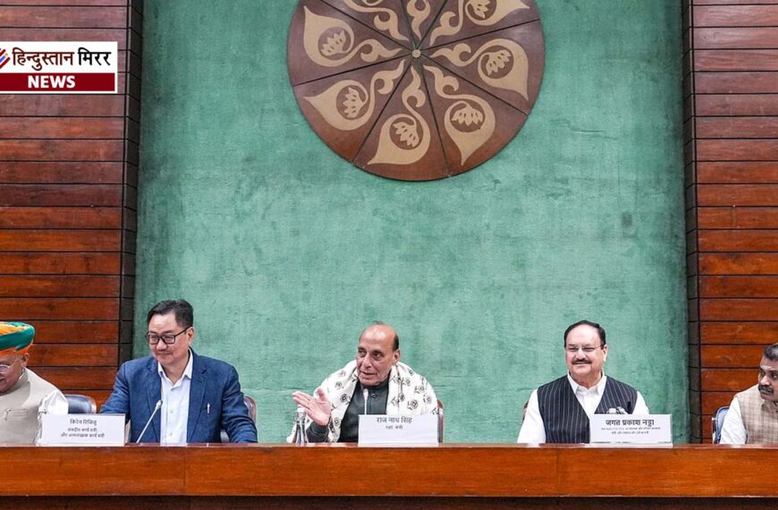 सरकार सभी मुद्दों पर चर्चा को तैयार, लेकिन विपक्ष के हंगामे से बाधा : किरेन रिजिजू