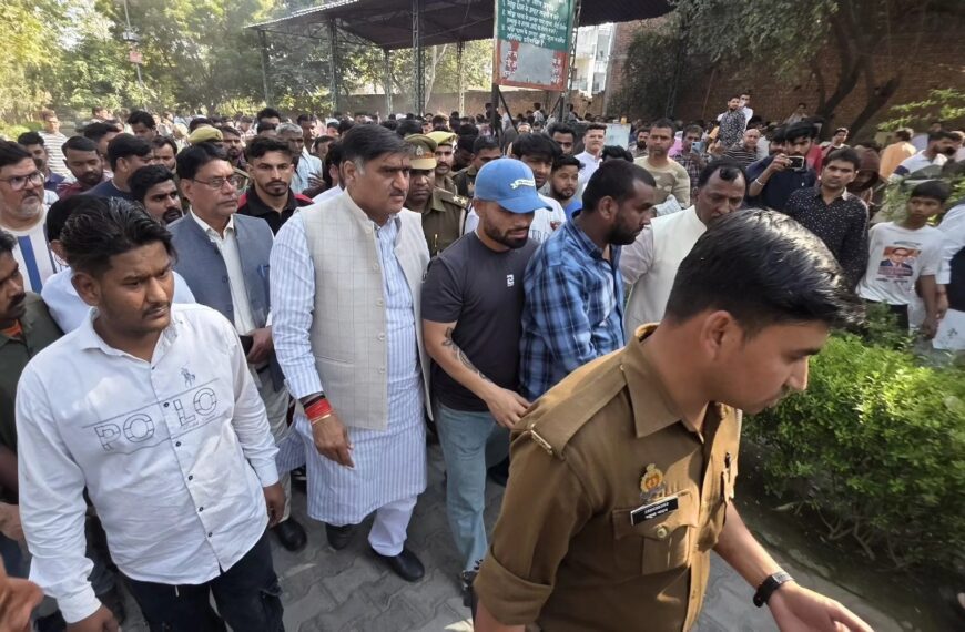 रिंकू सिंह के पिता खानचंद का निधन, क्वार्सी मोक्ष धाम में अंतिम संस्कार, भाई सोनू सिंह ने दी मुखाग्नि। खेल जगत में शोक