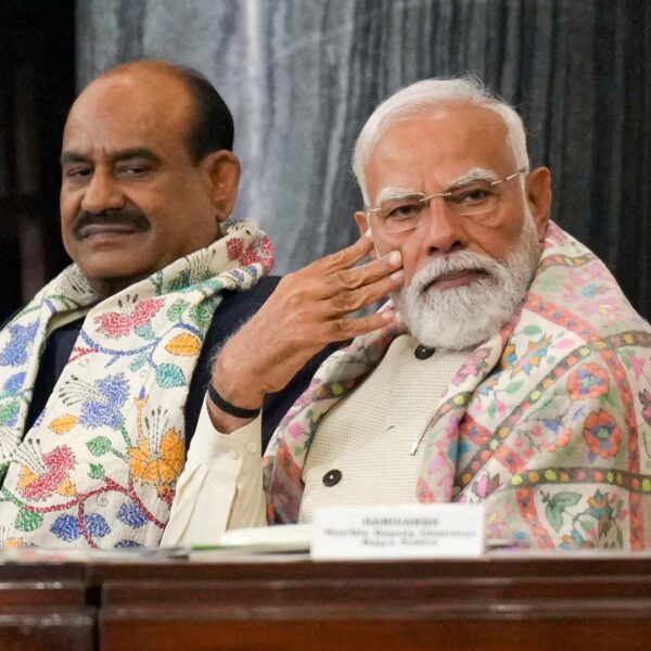 पीएम मोदी–ओम बिरला की एआई वीडियो पर कांग्रेस&hellip;