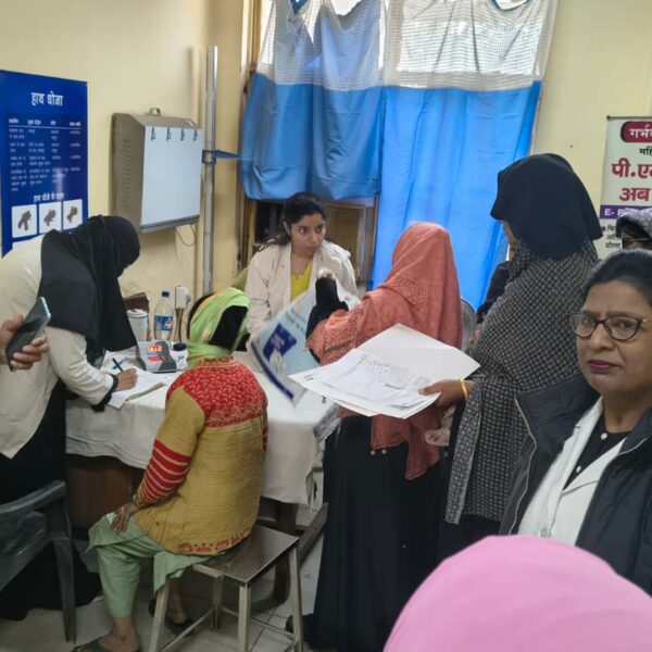 पंडित दीनदयाल उपाध्याय संयुक्त चिकित्सालय में ओपीडी में&hellip;